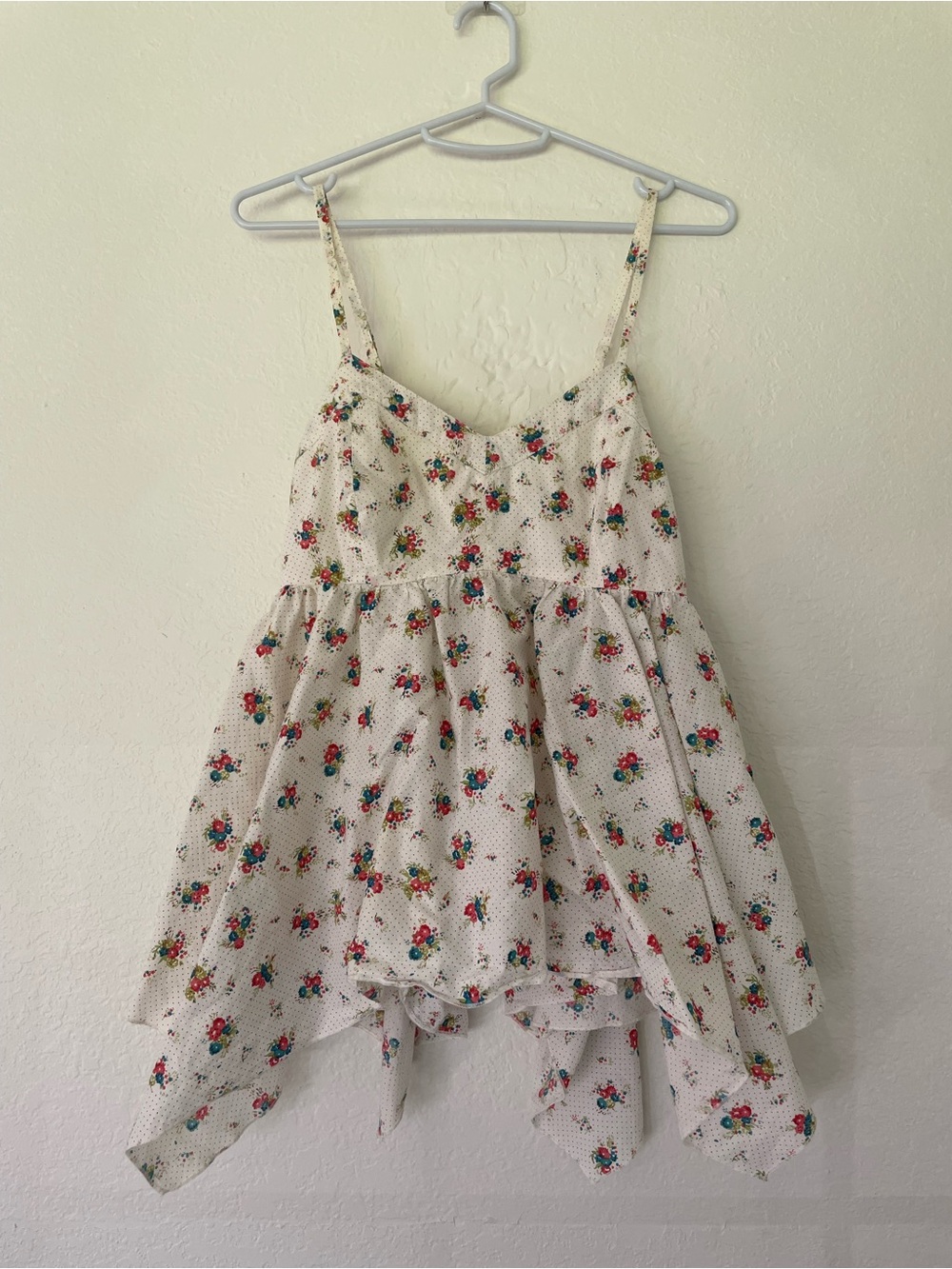 Y2K Mudd floral print babydoll handkerchief tank